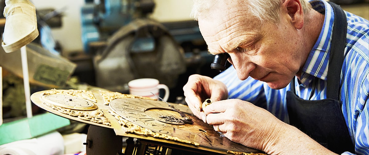 Comment dater une horloge ancienne ?
